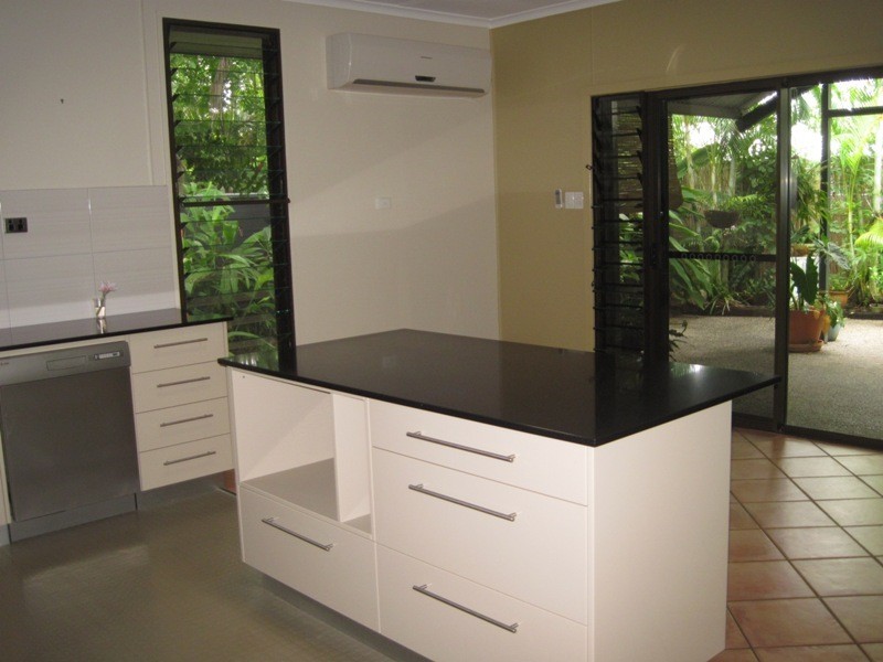 2 Margaritis Street, Wanguri NT 0810