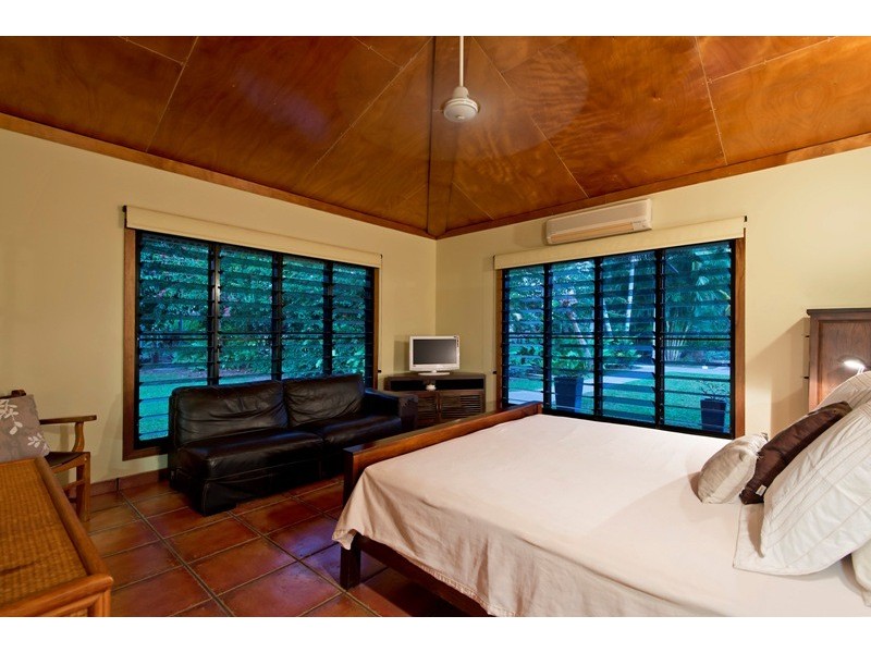 135 Cornelius Cct, Howard Springs NT 0835