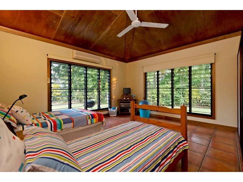 135 Cornelius Cct, Howard Springs NT 0835