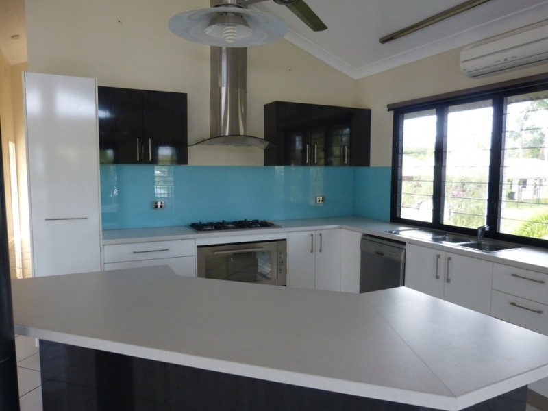 1 Wood Cres, Rosebery NT 0832