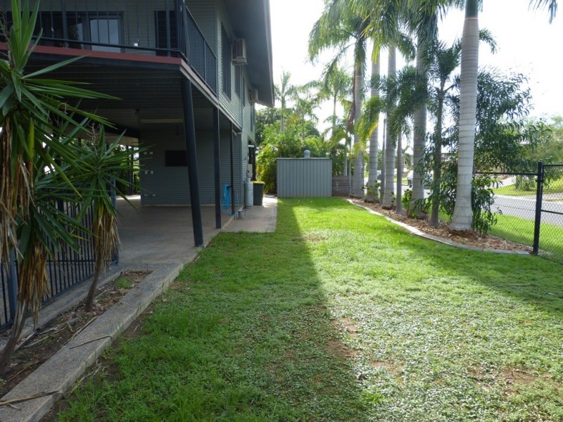 1 Wood Cres, Rosebery NT 0832