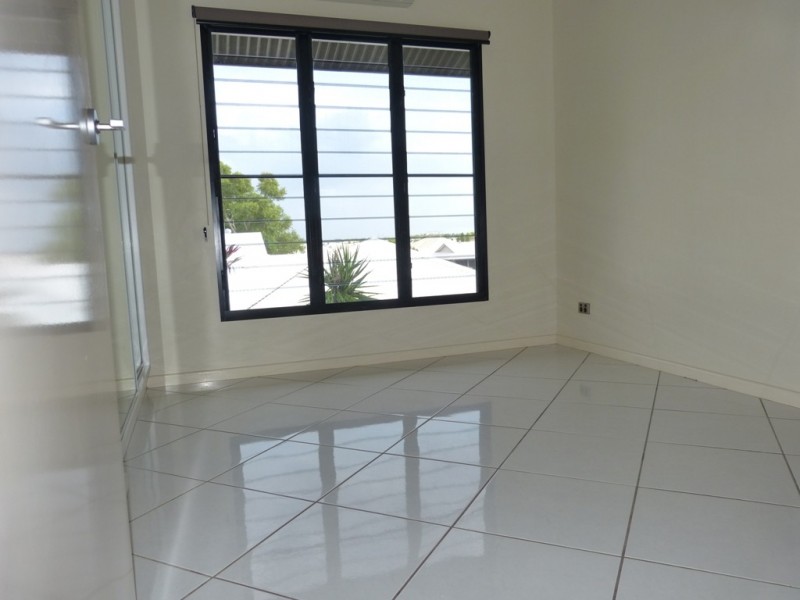 1 Wood Cres, Rosebery NT 0832