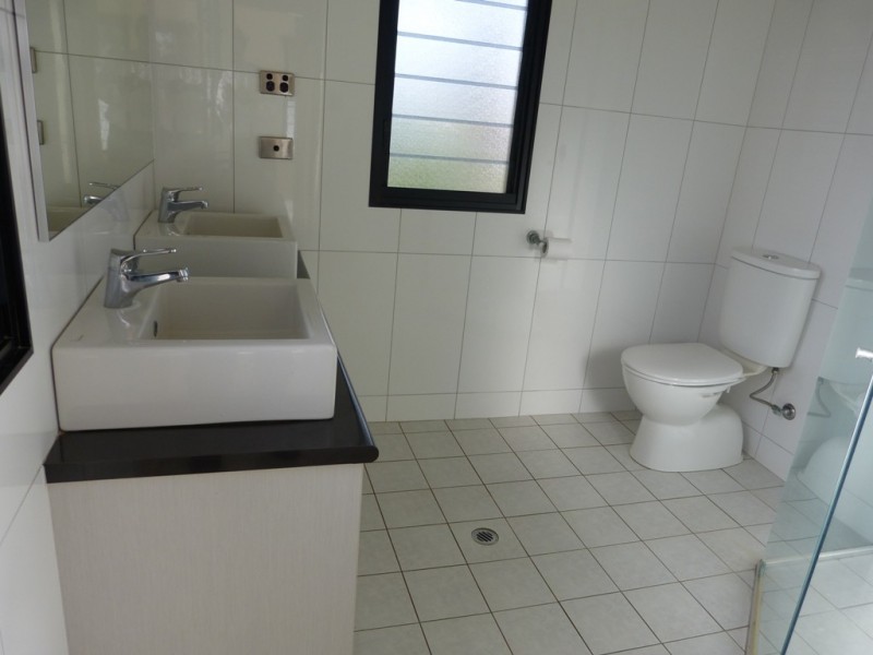 1 Wood Cres, Rosebery NT 0832