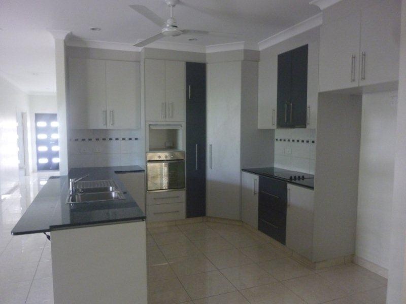 19 Antonino Drv, Rosebery NT 0832