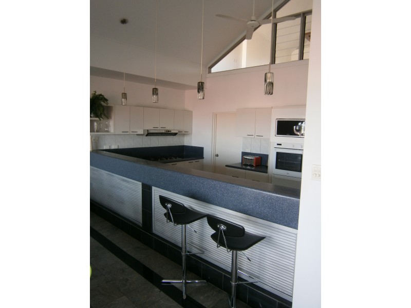 18/18 Harry Chan Avenue, Darwin NT 0800