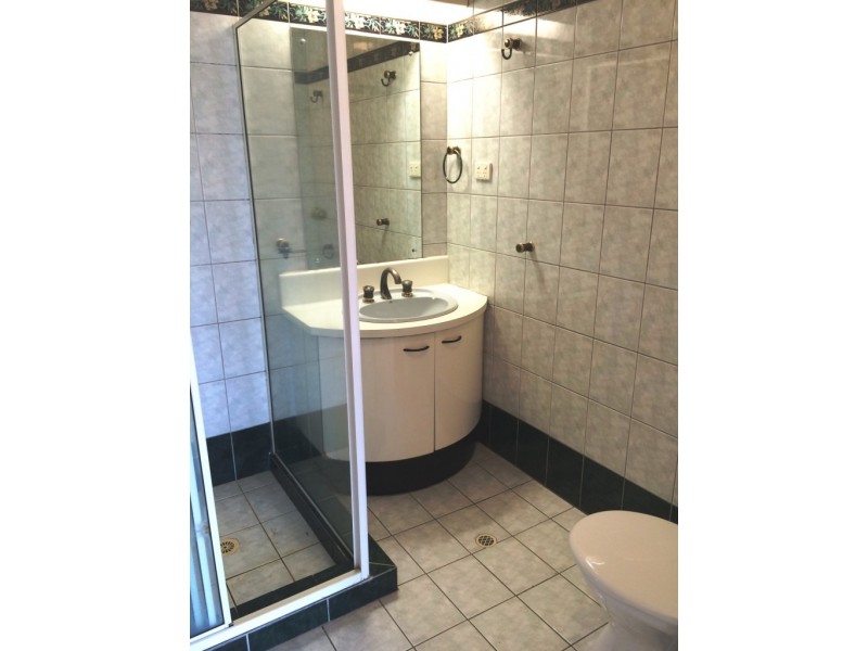 18/18 Harry Chan Avenue, Darwin NT 0800