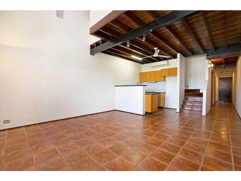 11/12 McLachlan St, Darwin NT 0800