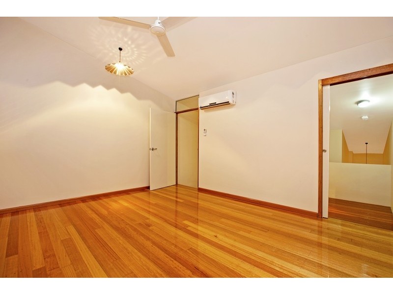 11/12 McLachlan St, Darwin NT 0800