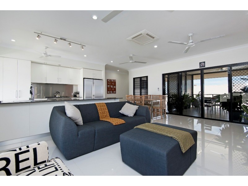 8 Ivinson St, Muirhead NT 0810