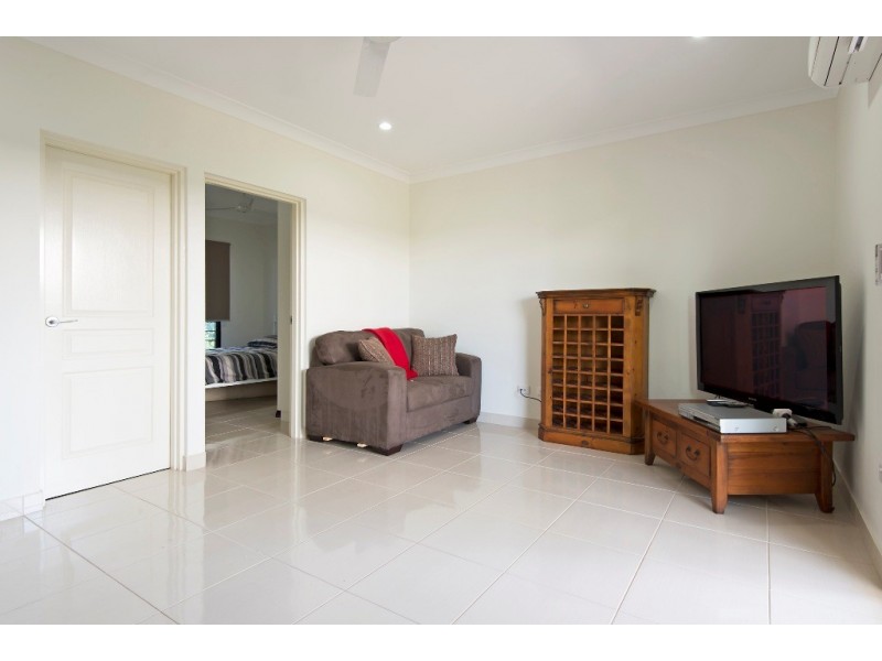 8 Ivinson St, Muirhead NT 0810