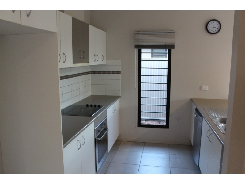 2/11 Bryden St, Rosebery NT 0832