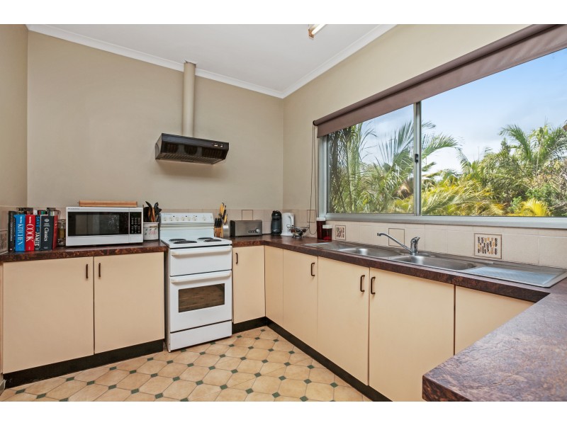 6 Calandrinia Court, Moulden NT 0830