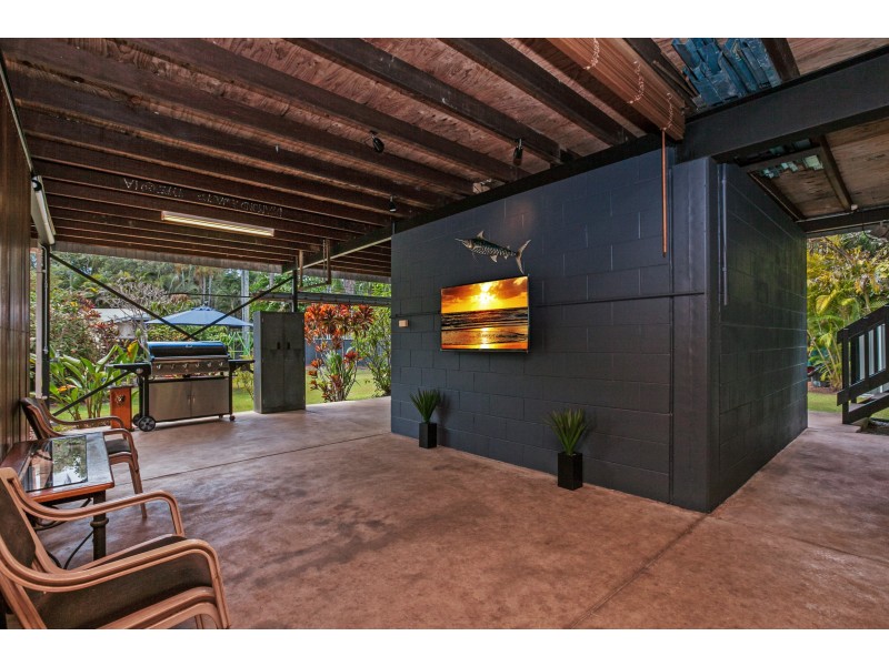 6 Calandrinia Court, Moulden NT 0830