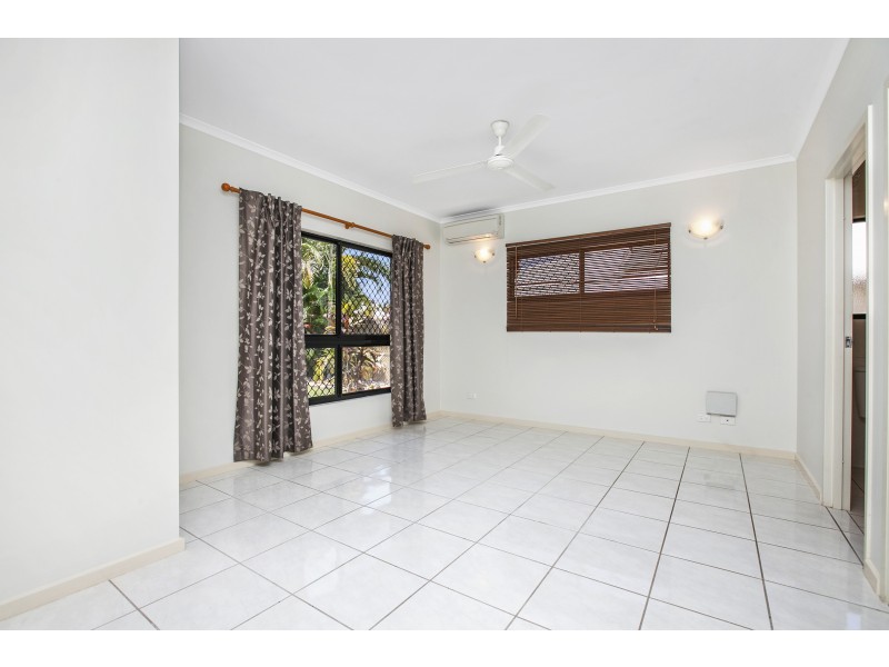 11 Wood Crescent, Rosebery NT 0832