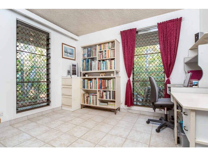 11 Tennison Cres, Anula NT 0812