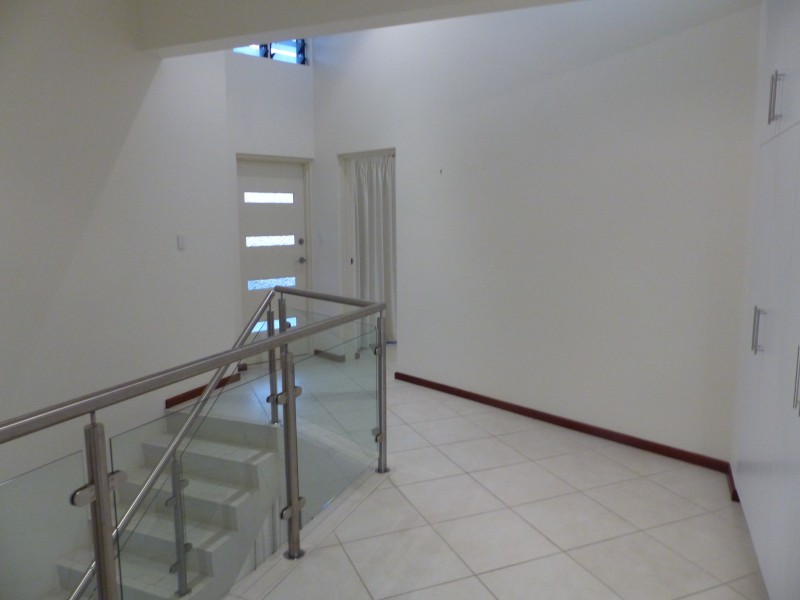 9/11 Villaflor Cre, Woolner NT 0820