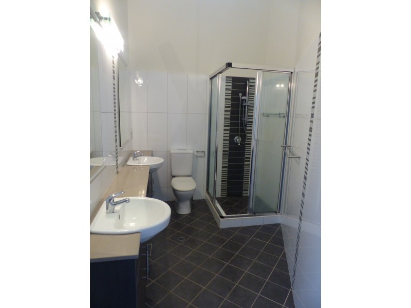 9/11 Villaflor Cre, Woolner NT 0820