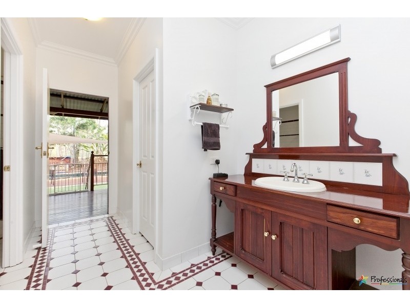 2 Waler Road, Marlow Lagoon NT 0830