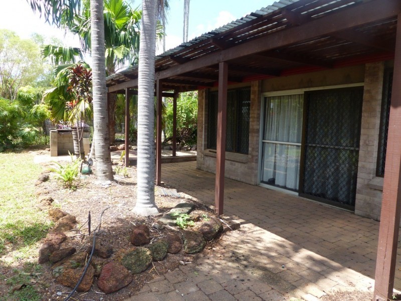 5 Kapok Crt, Karama NT 0812