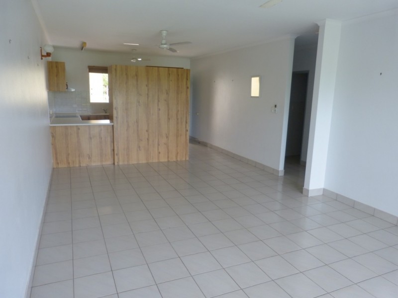 2/12 Houston st, Larrakeyah NT 0820