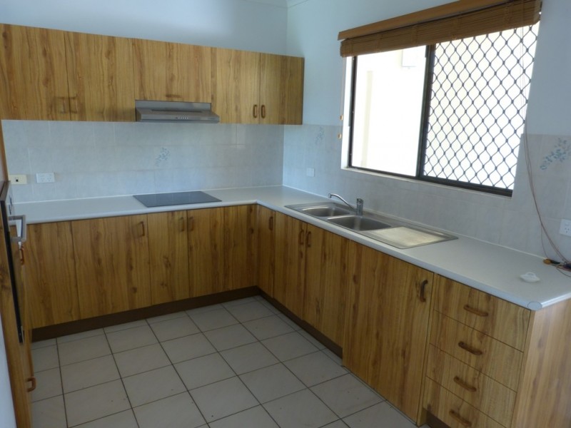 2/12 Houston st, Larrakeyah NT 0820