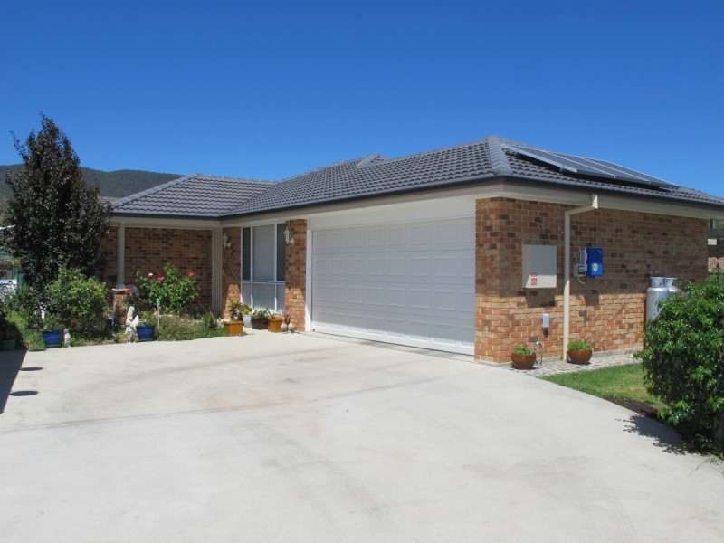 8 Florence Close, Mudgee NSW 2850