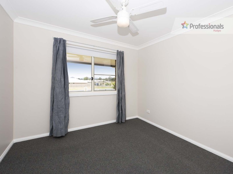 9 Charles Lester Place, Mudgee NSW 2850