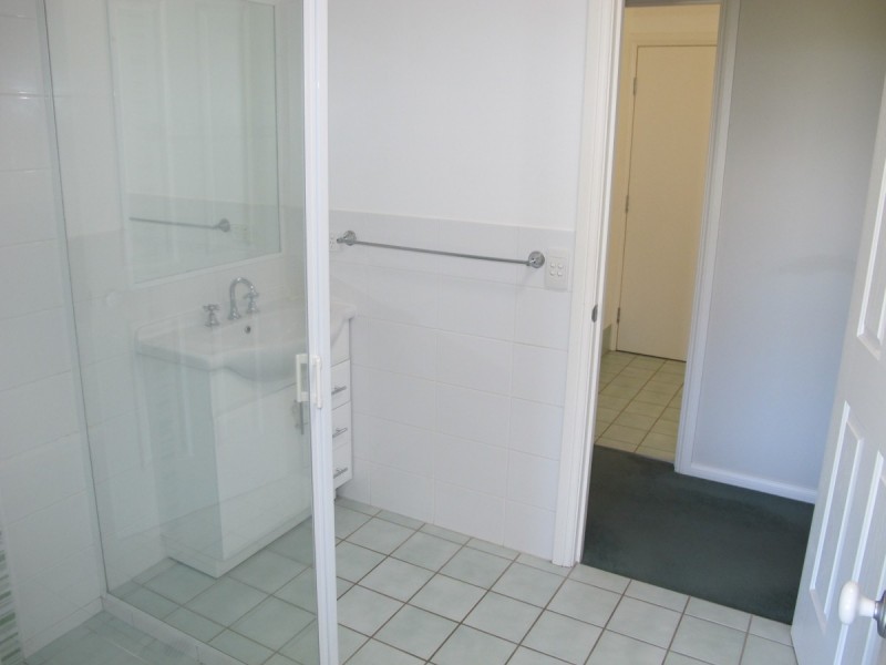 13 Menah Avenue, Mudgee NSW 2850