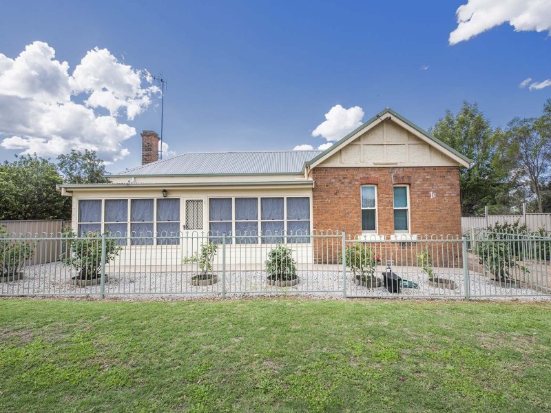 18 Nicholson Street, Mudgee NSW 2850