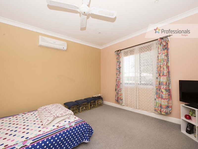 13 Belmore Street, Mudgee NSW 2850