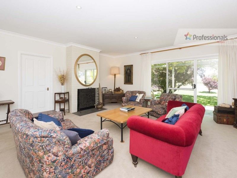 548 Henry Lawson Drive, Mudgee NSW 2850