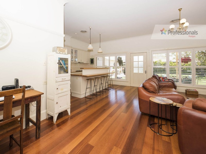 28 Gladstone Street, Mudgee NSW 2850