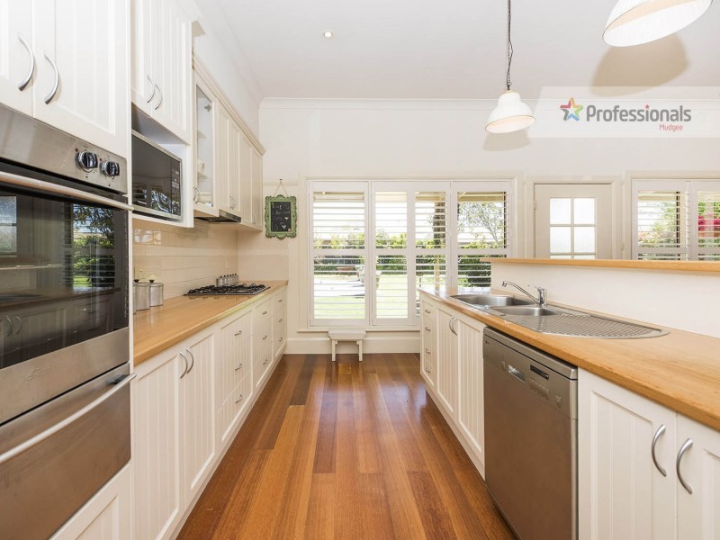 28 Gladstone Street, Mudgee NSW 2850