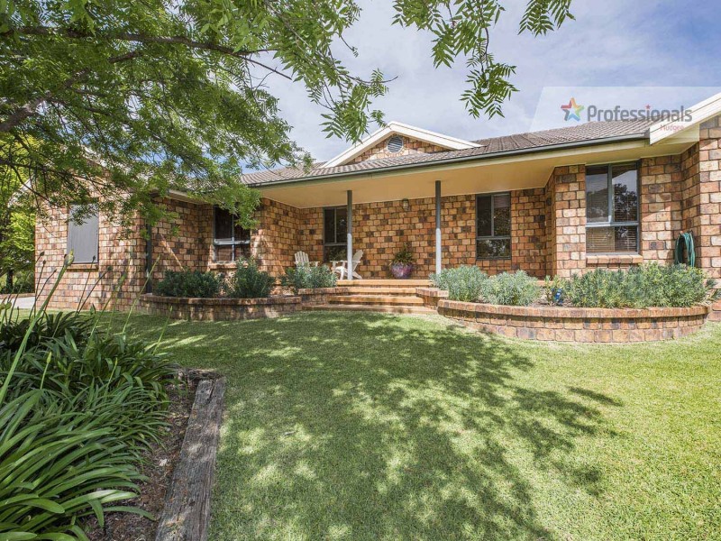 5 Bombira Avenue, Mudgee NSW 2850