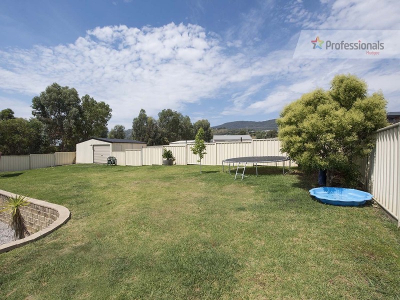 50 White Circle, Mudgee NSW 2850