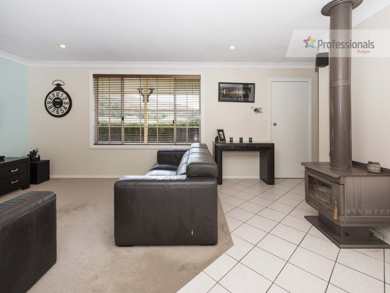 49 Henry Bayly Drive, Mudgee NSW 2850