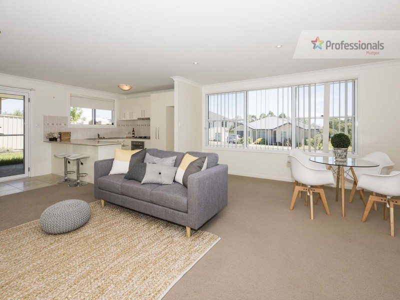 8 Kellett Drive, Mudgee NSW 2850