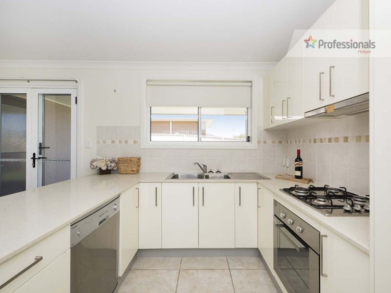 8 Kellett Drive, Mudgee NSW 2850