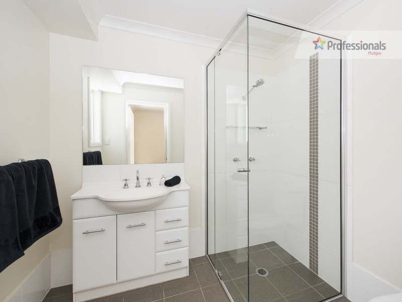 8 Kellett Drive, Mudgee NSW 2850