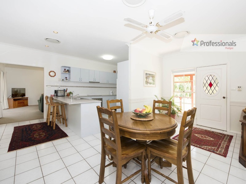 18 Dewhurst Drive, Mudgee NSW 2850