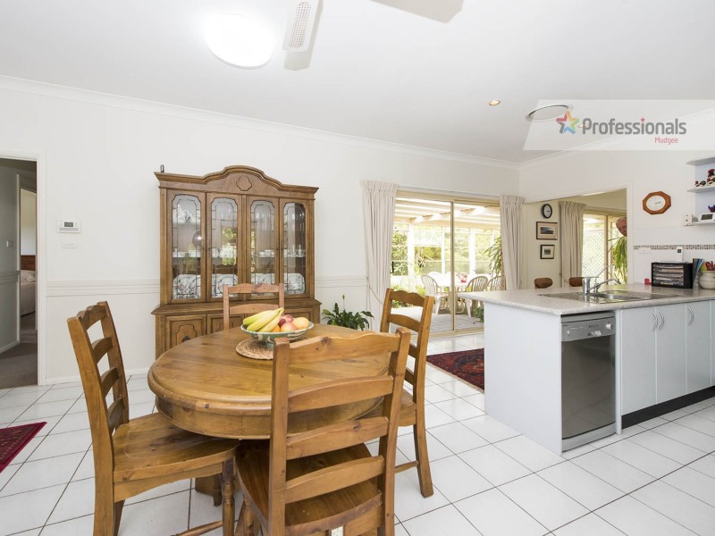 18 Dewhurst Drive, Mudgee NSW 2850