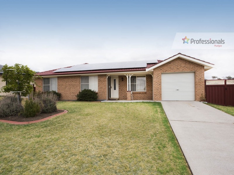 21 Hardy Crescent, Mudgee NSW 2850