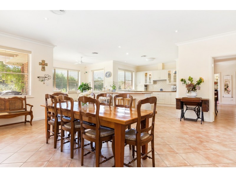 17 Leconfield Drive, Mudgee NSW 2850