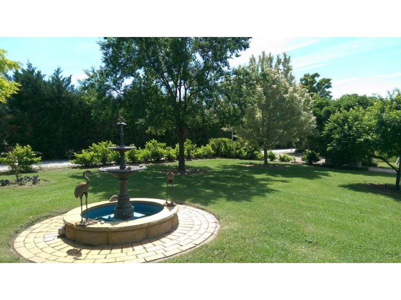 17 Leconfield Drive, Mudgee NSW 2850