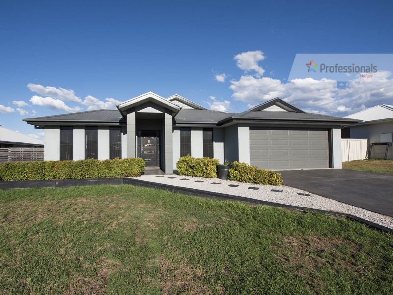 23 Kellett Drive, Mudgee NSW 2850