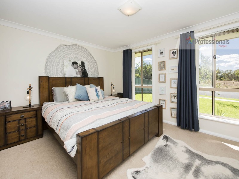 63 Fairydale Lane, Mudgee NSW 2850