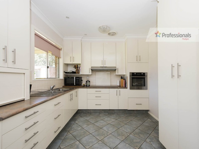 4 Bumberra Place, Mudgee NSW 2850