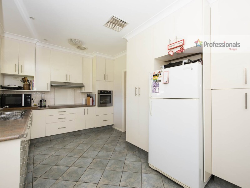 4 Bumberra Place, Mudgee NSW 2850