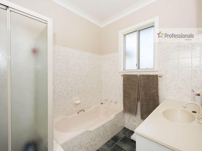 4 Bumberra Place, Mudgee NSW 2850