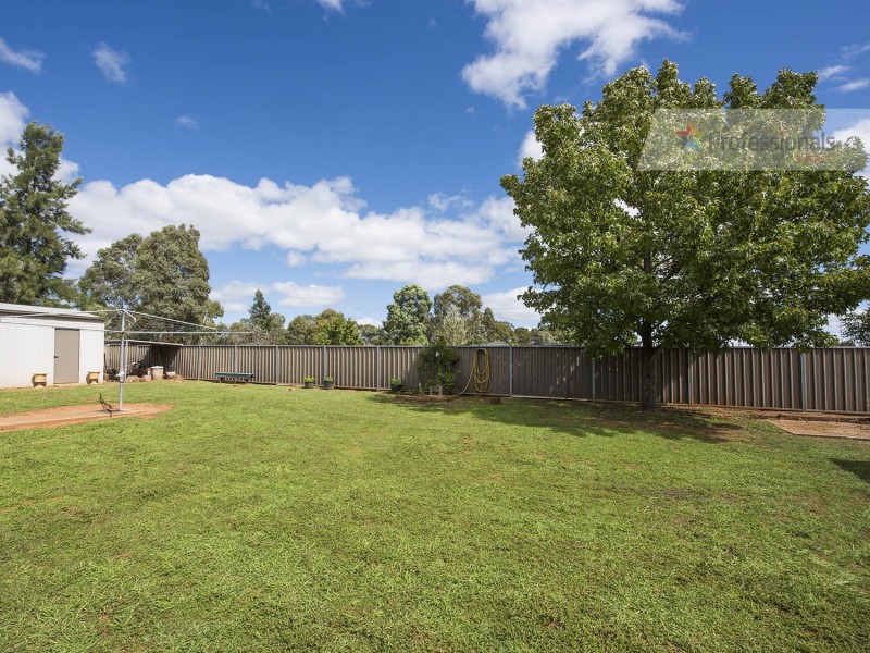 12 Scott Avenue, Gulgong NSW 2852